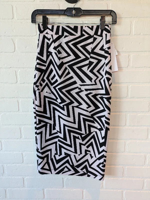 Skirt Midi By Bebe In Black & White, Size: 0