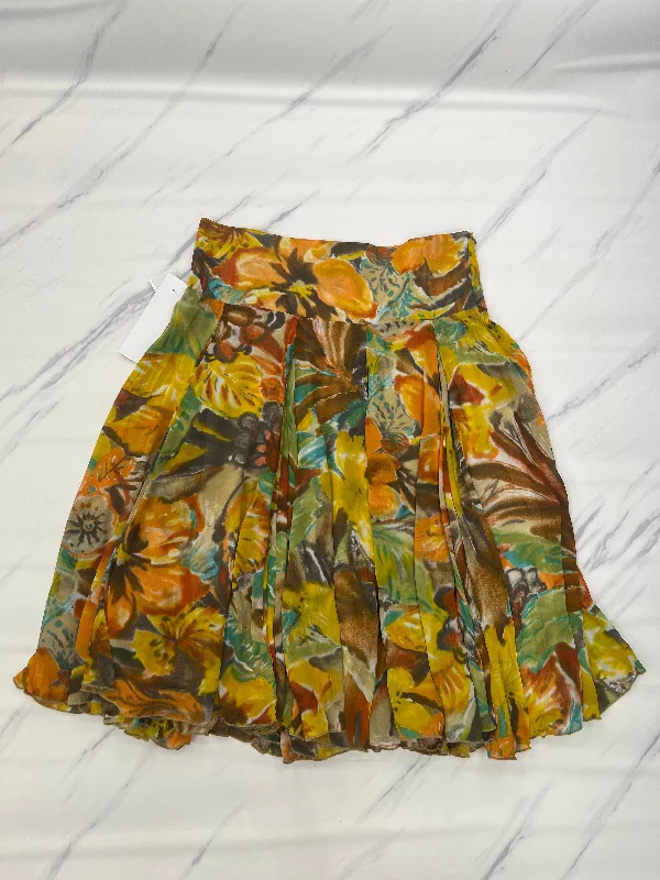 Skirt Midi By Zara Basic In Floral Print, Size: M Maxi Length Midi